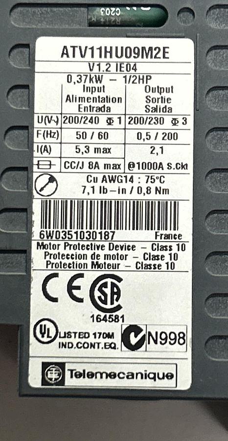 Used TELEMECANIQUE,ATV11HU09M2E,ADJUSTABLE VARIABLE SPEED DRIVE