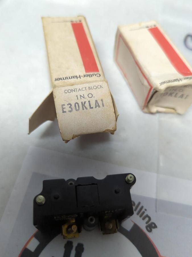 CUTLER-HAMMER,E30KLA1,CONTACT BLOCK LOT OF 4 NOS