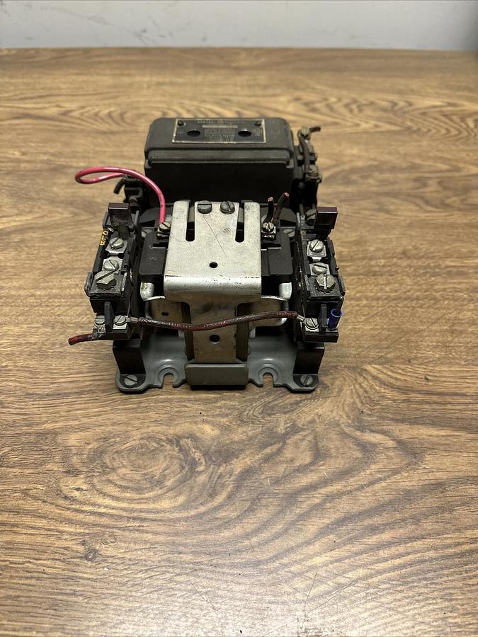 Used GE,CR7006D101Q,Size 2 Starter