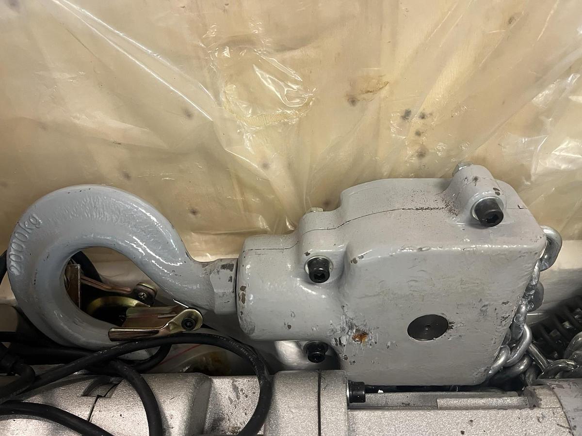 HHXG,HA1,ELECTRIC CHAIN HOIST 1 TON 120V 1PH 10FT LIFT