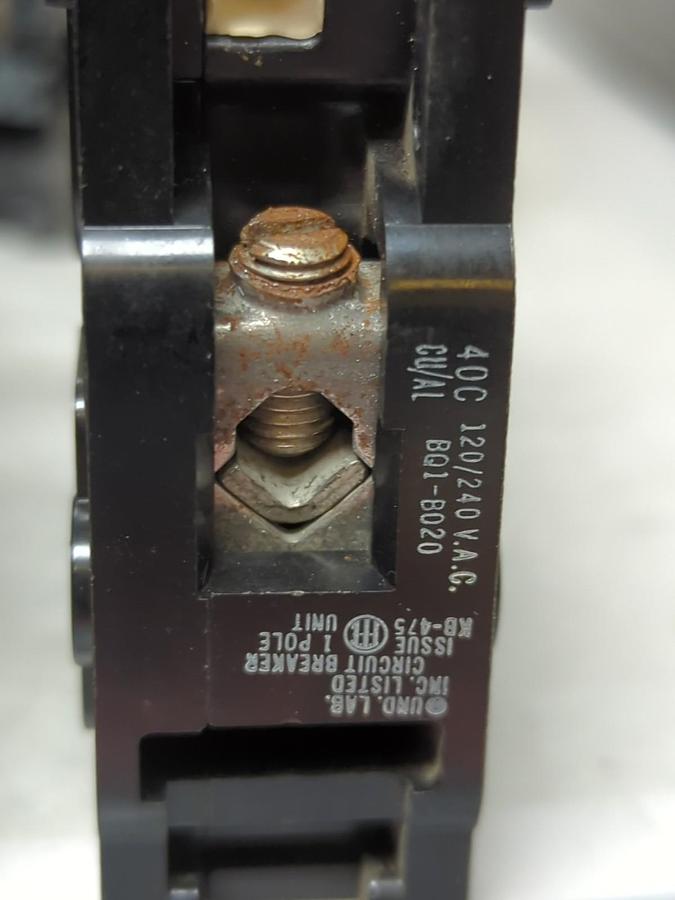 Used I.T.E.,BQ1-B020,CIRCUIT BREAKER 20 AMP 1-POLE LOT OF 10 PRE-OWNED