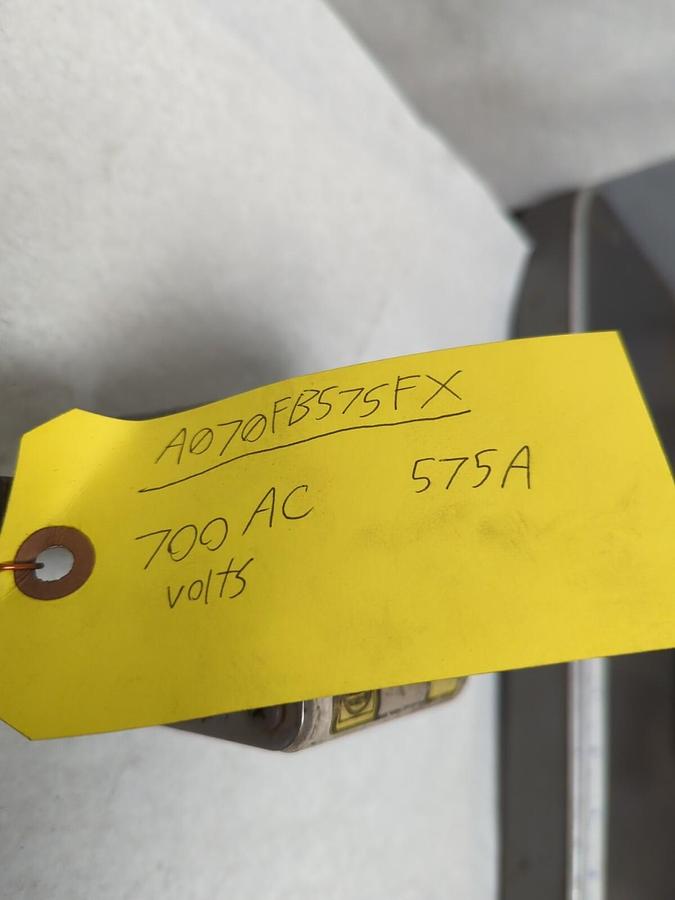 Used FERRAZ,A070FB75FX,FUSE 700AC/575 AMP PRE-OWNED