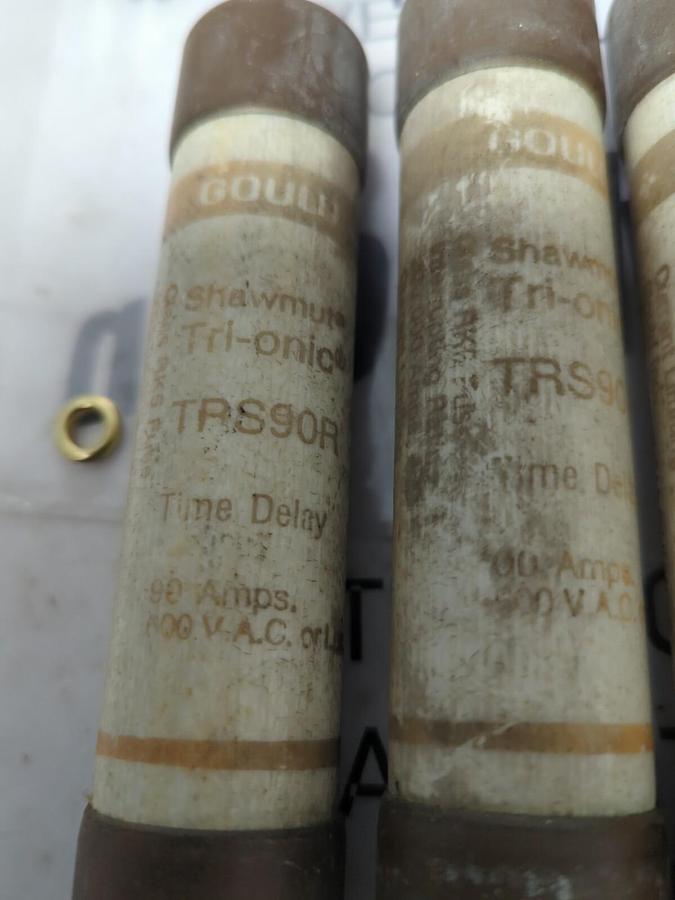 GOULD SHAWMUT,TRS90R,TRI-ONIC 90 AMP FUSES LOT OF 3 NOS