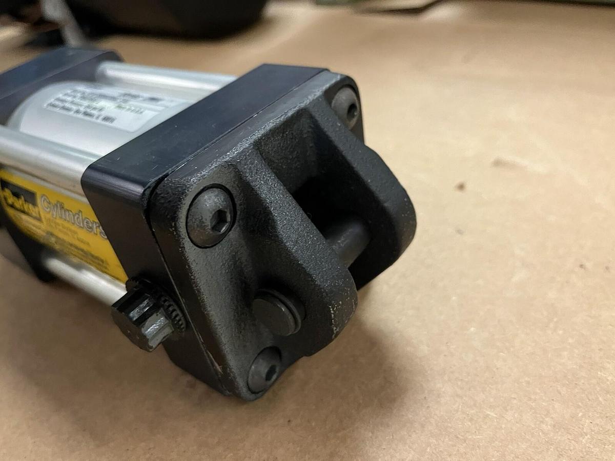 PARKER SHRADER BELLOWS,02.50-CBB2MAUS34AC-2.000,SERIES 2MA PNEUMATIC CYLINDER