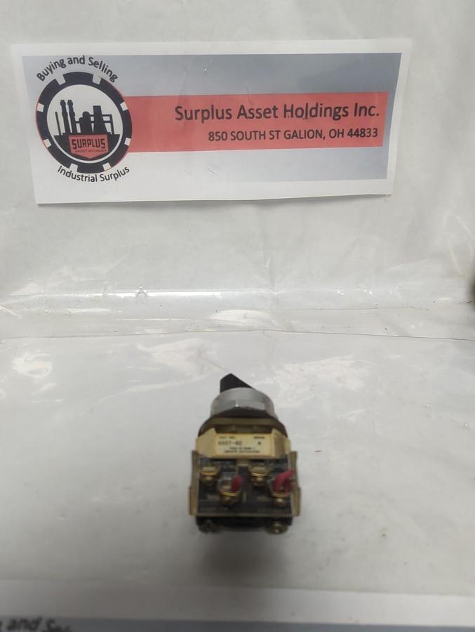 Used ALLEN BRADLEY,800T-H2,SERIES N SELECTOR SWITCH PRE-OWNED