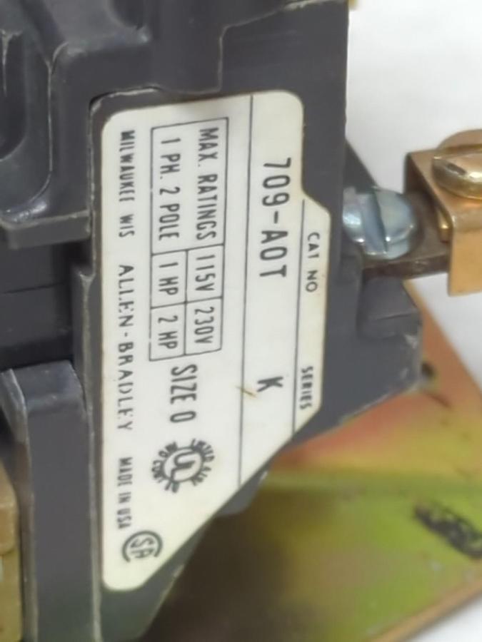Used ALLEN-BRADLEY,70A562-709A0T,DUAL VOLTAGE COIL CONTACTOR ASSEMBLY SER K PRE-OWNED
