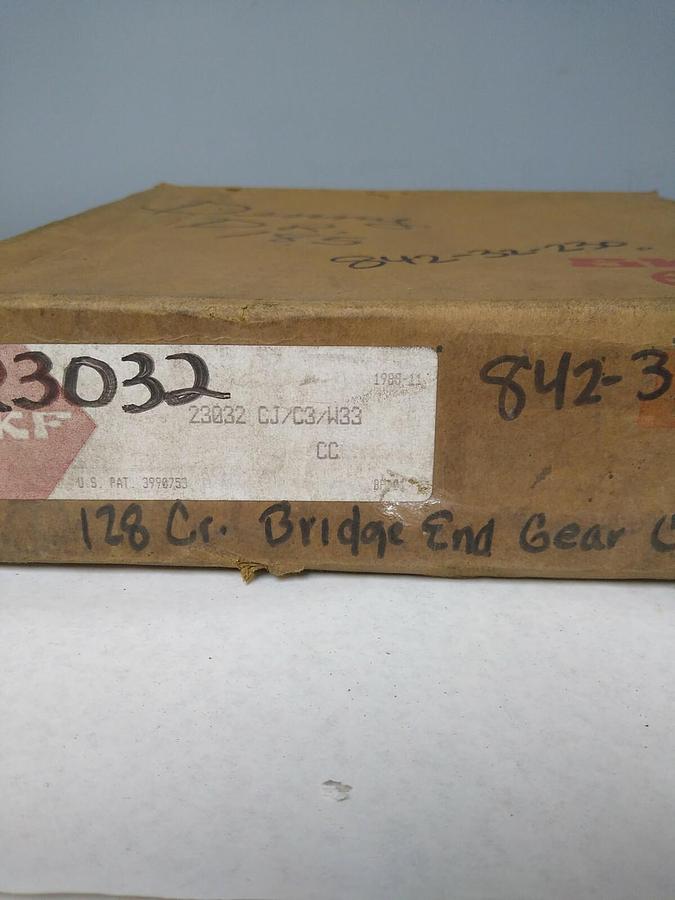 Used SKF,23032 CJ/C3/W33,Spherical Roller Bearing NOS