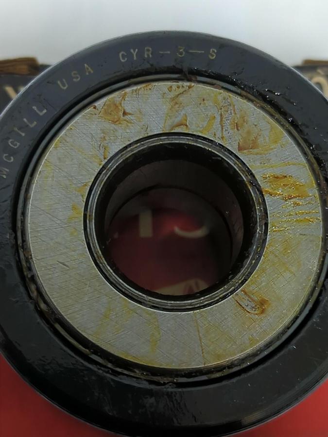 MCGILL,CYP-3-S,YOKE ROLLER 3 IN DIA 1 IN BORE 1 3/4 IN WIDTH NOS