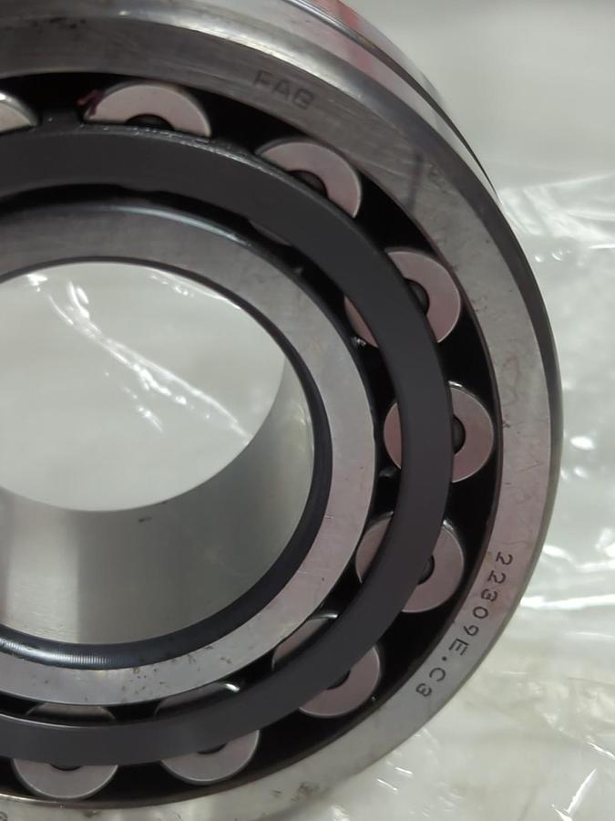 Used FAG,22309E-C3,SPHERICAL ROLLER BEARING 45X100X36MM PRE-OWNED