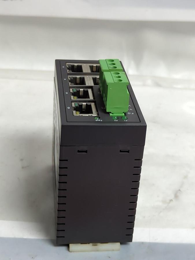 Used MURR,58170,MES 10/100 ETHERNET SWITCH 9-30V 0.6A PRE-OWNED