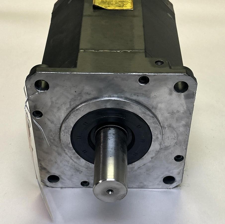 Used FANUC,A06B-0247-B100,AC SERVO MOTOR 3000RPM 230V
