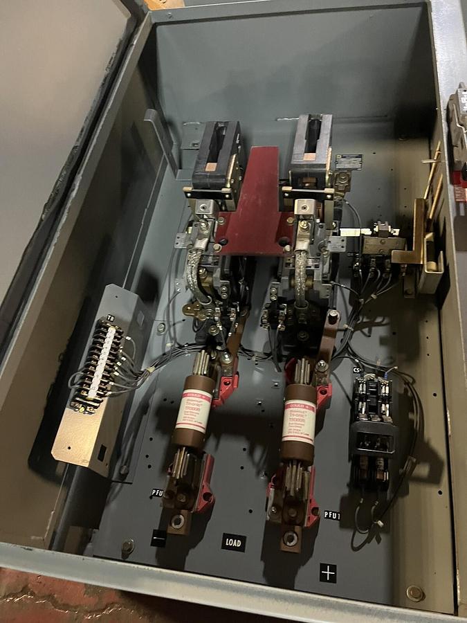 SQUARE D,6140MGS11Y35,CRANE DC DISCONNECT 6140 MGS-11 Y35 300A 230VDC