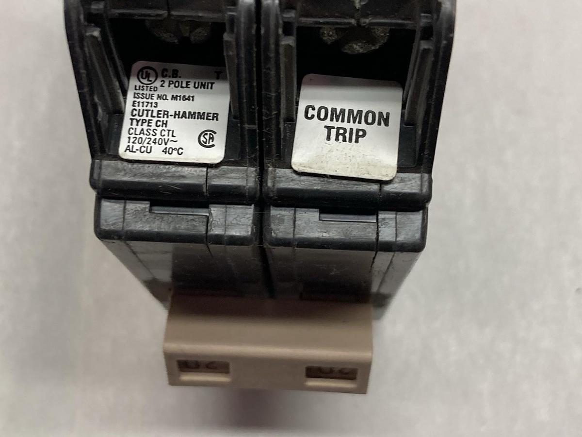 Used Cutler-Hammer,CH220,2-Pole Circuit Breaker 20A 120/240V