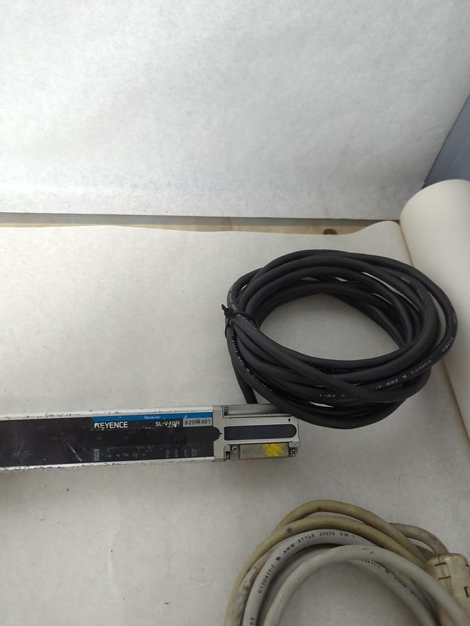 Used KEYENCE,SL-V40H-T-SL-V40H-R,LIGHT CURTAIN TRANSMITTER & RECEIVER SET 24VDC 103mA