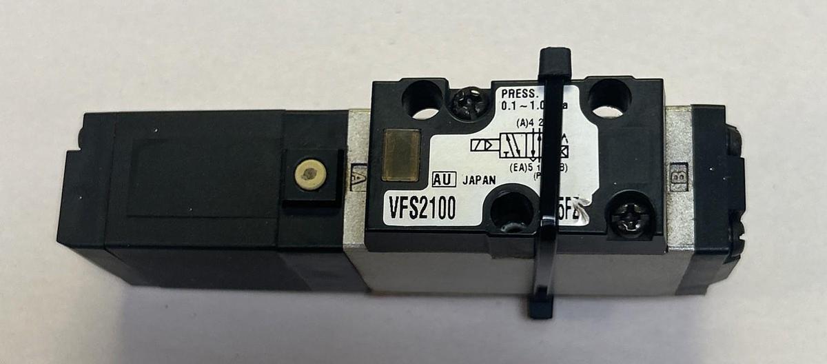 Used SMC,VFS2100,SOLENOID VALVE