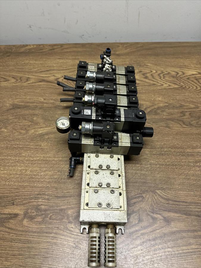 Used SMC,7 EA.VP7-6-FG-D,Solenoid Valves 1EA. ARB250-00 W/10 Valve Manifold