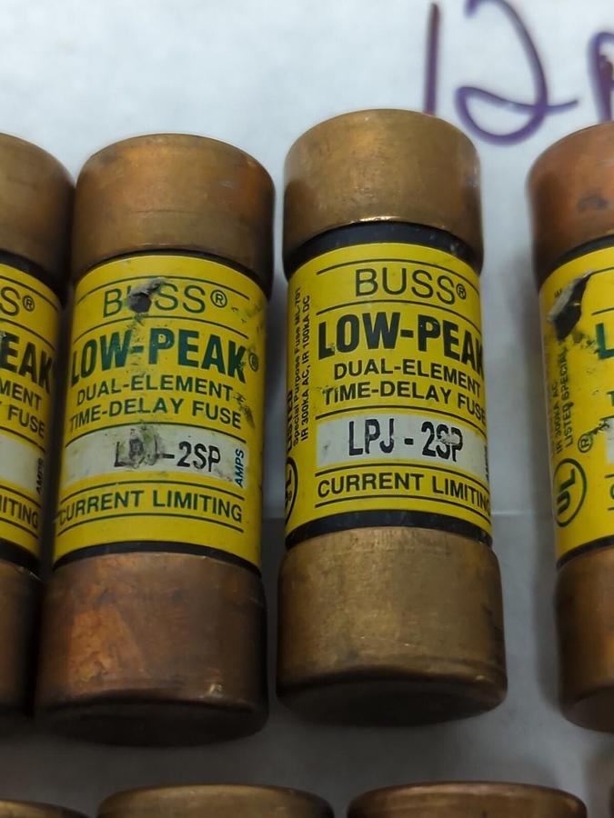 Used COOPER BUSSMANN,LPJ-2SP,LOW-PEAK 2 AMP FUSE LOT OF 12 PRE-OWNED