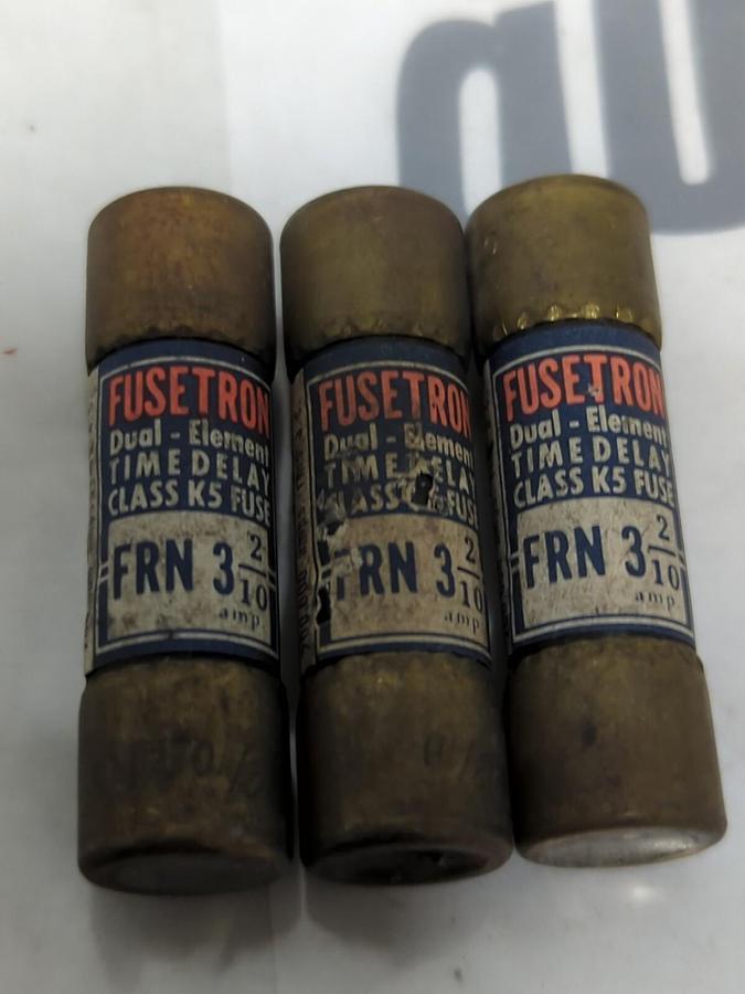COOPER BUSSMANN,FRN-3-2/10,FUSETRON 3-2/10 AMP FUSE LOT OF 3 NOS