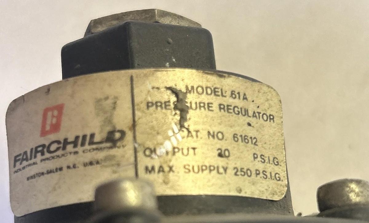 Used FAIRCHILD,61A,PNEUMATIC AIR PRESSURE REGULATOR 20PSI