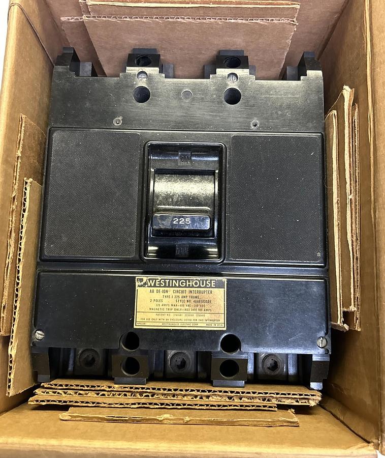 Used WESTINGHOUSE,J3225,CIRCUIT BREAKER 225A 600V 3P