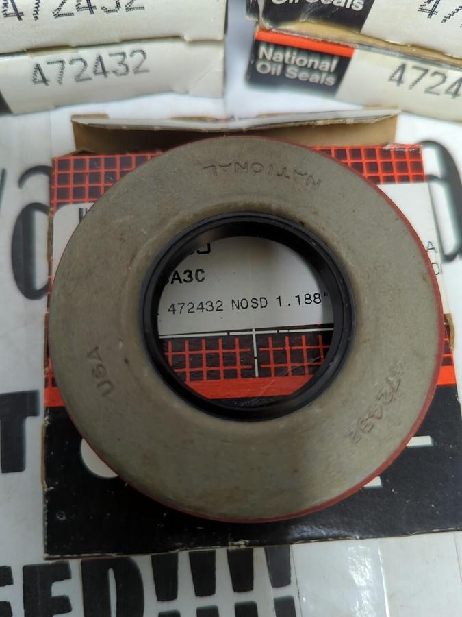NATIONAL OIL SEAL SEALS,472432,OIL SEALS 1.188  X 2.445 LOT OF 6 NOS