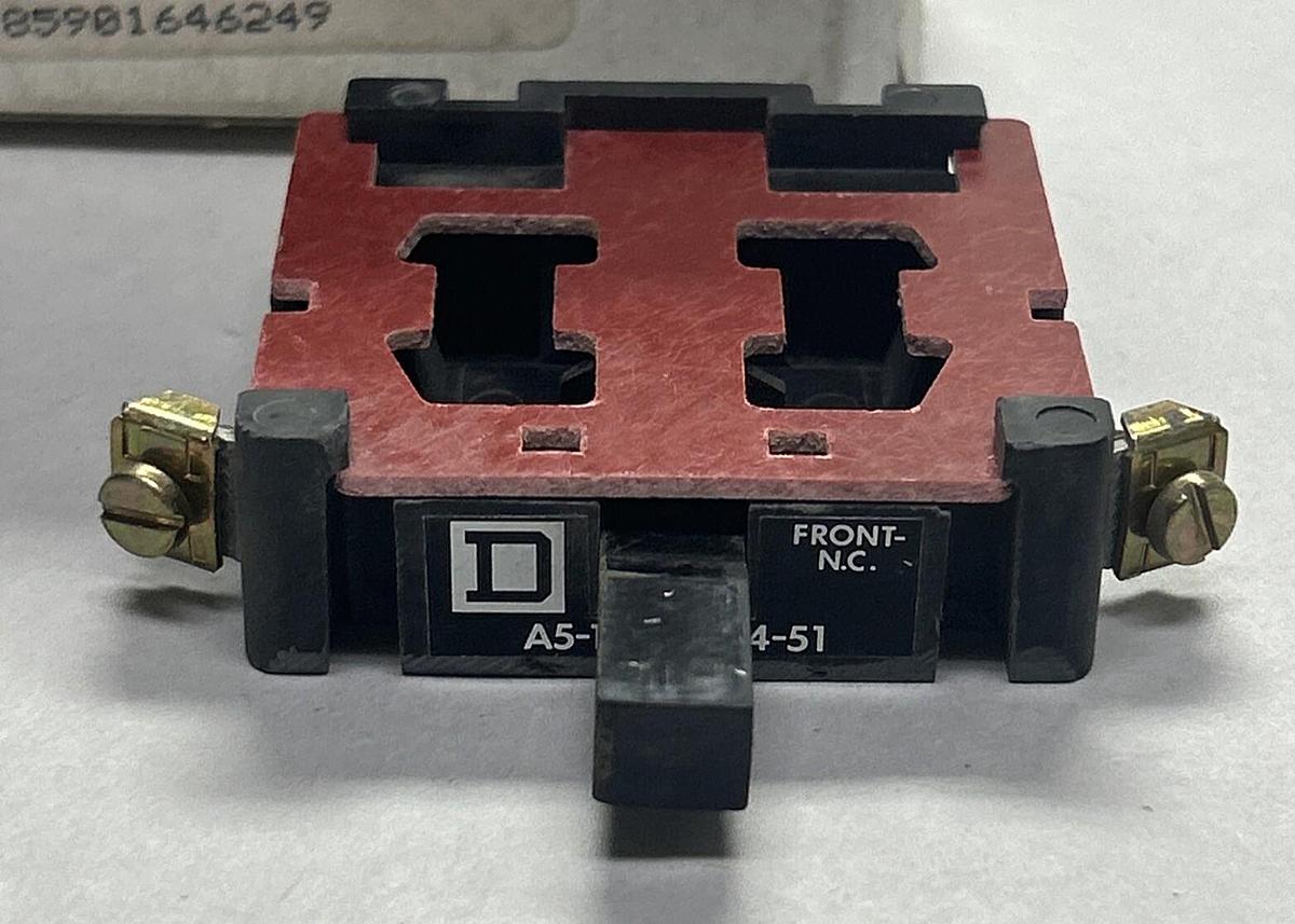 Used SQUARE D,9999-KX2,CONTACT KIT NEW