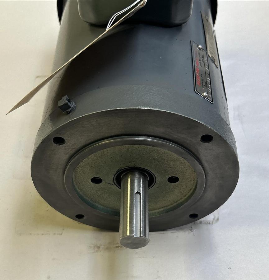 Used RELIANCE,B77C8400R-GC,MOTOR 1/2HP 1140RPM 200-240V 3PH FJ143TC FRAME