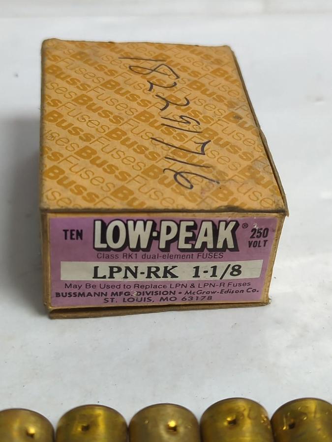 BUSSMANN,LPN-RK-1-1/8,LOW-PEAK 1-1/8 AMP FUSES BOX OF 10 NOS