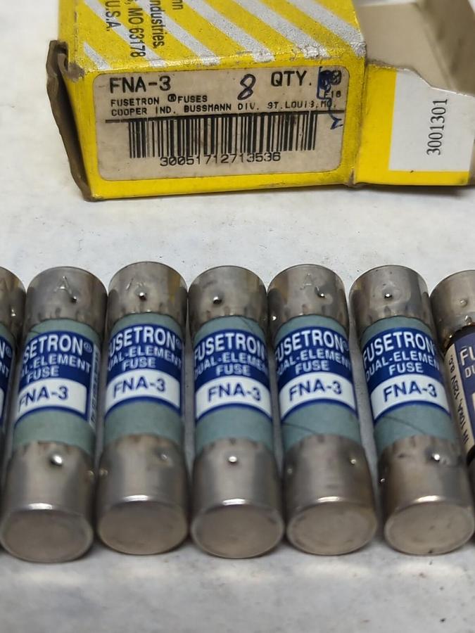 COOPER BUSSMANN,FNA-3,FUSETRON 3 AMP FUSES BOX OF 8 NOS