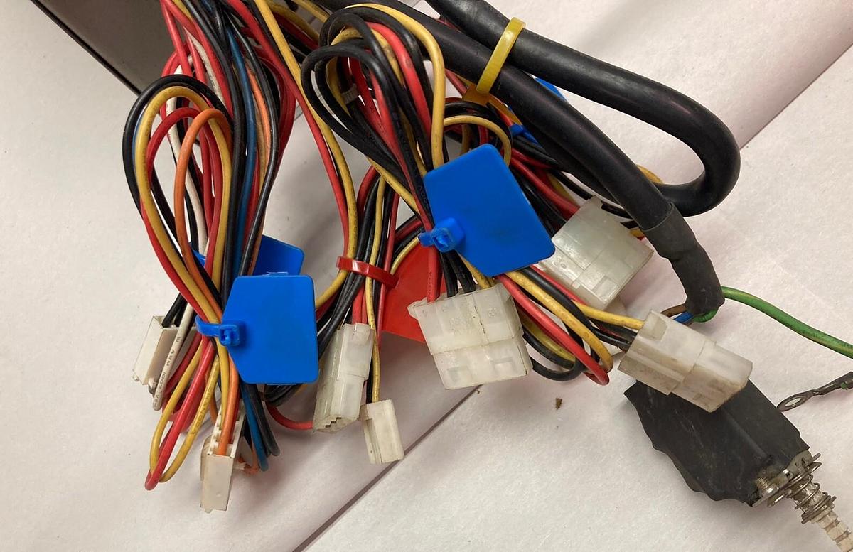 Used Enlight Corporation,EN-8257103,Power Supply