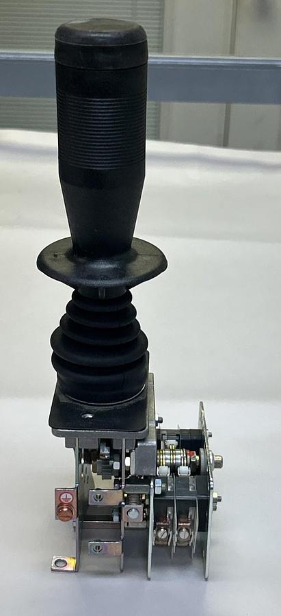 W GESSMANN,S2,JOYSTICK CONTROLLER 0613120-3 NOS