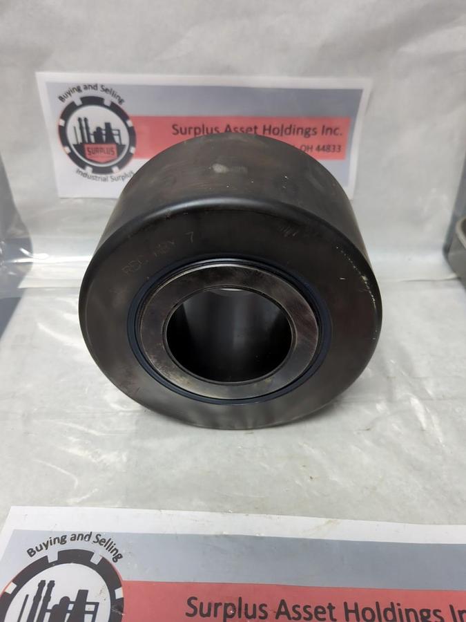 Used RBC,RBY 7,CAM YOKE ROLLER 7 INCH DIA. 2.75 INCH BORE PRE-OWNED