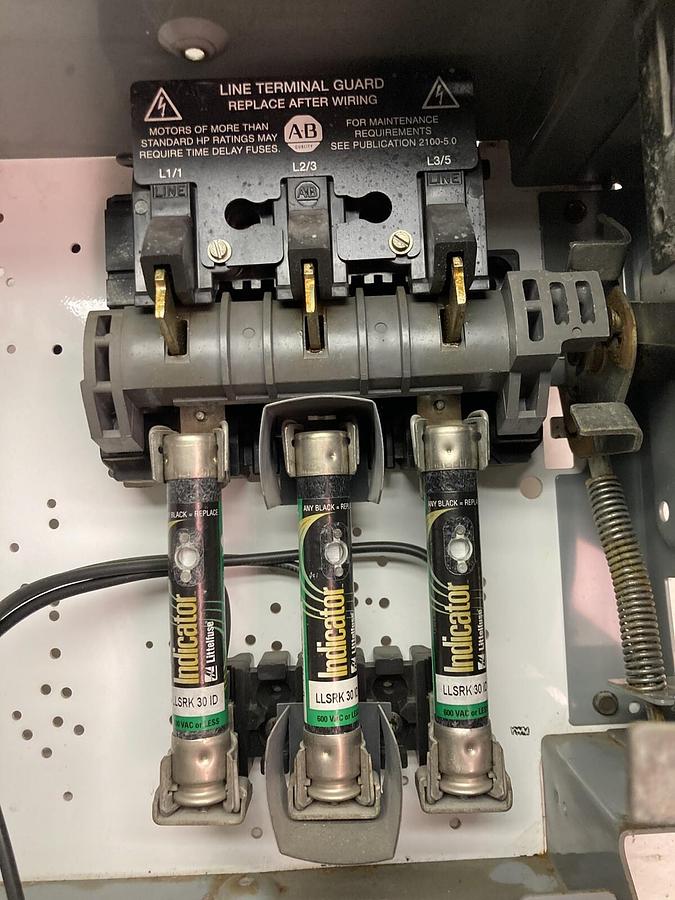 Used Allen Bradley,2100 2192F,30 Amp 12 Inch MCC Disconnect Feeder Bucket