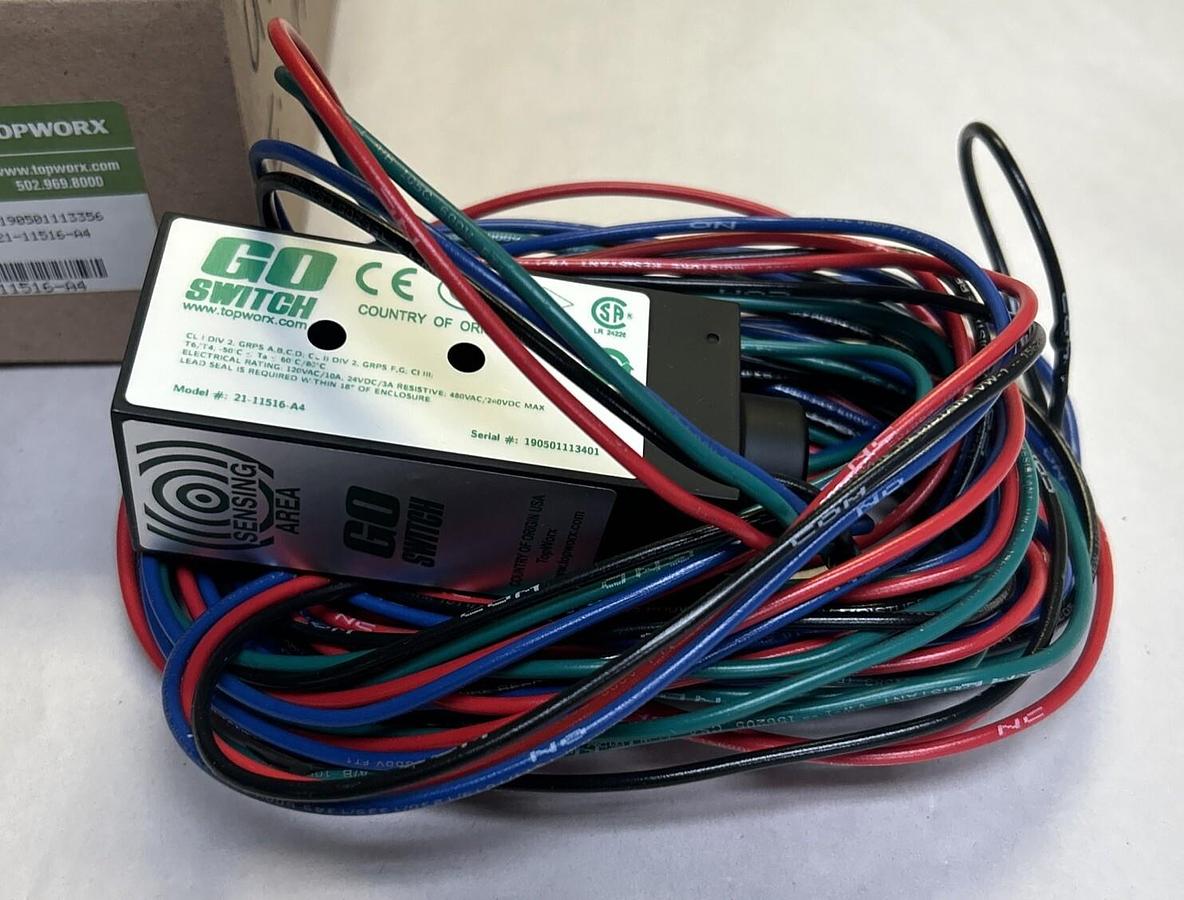 Used TOPWORX GO SWITCH,21-11516-A4,PROXIMITY SENSOR LIMIT SWITCH NEW