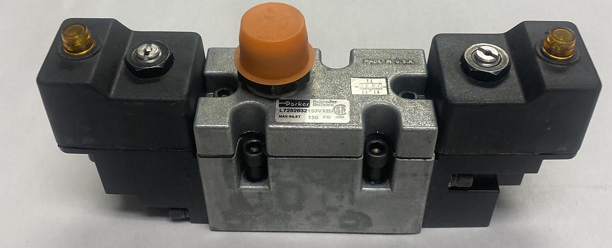 Parker,L7252832153VXBA,Solenoid Valve NOS