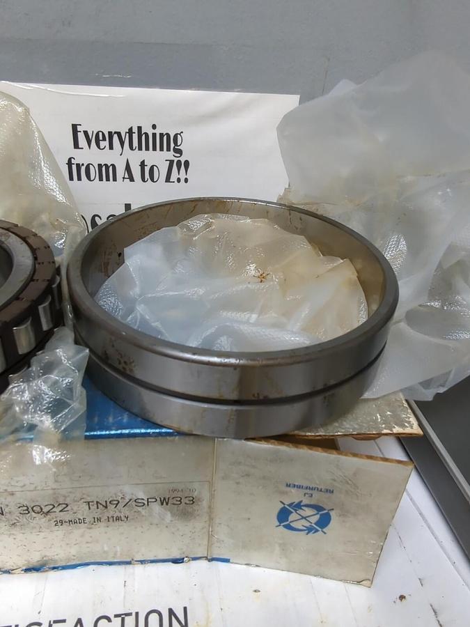 SKF,NN 3022 TN9/SPW33,PRECISION CYLINDRICAL DOUBLE ROW BEARING 110MMX170MX45MM