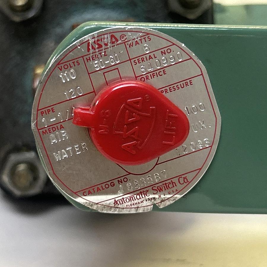 Used ASCO,J8335B7,SOLENOID VALVE 110/120V 1-1/4INCH