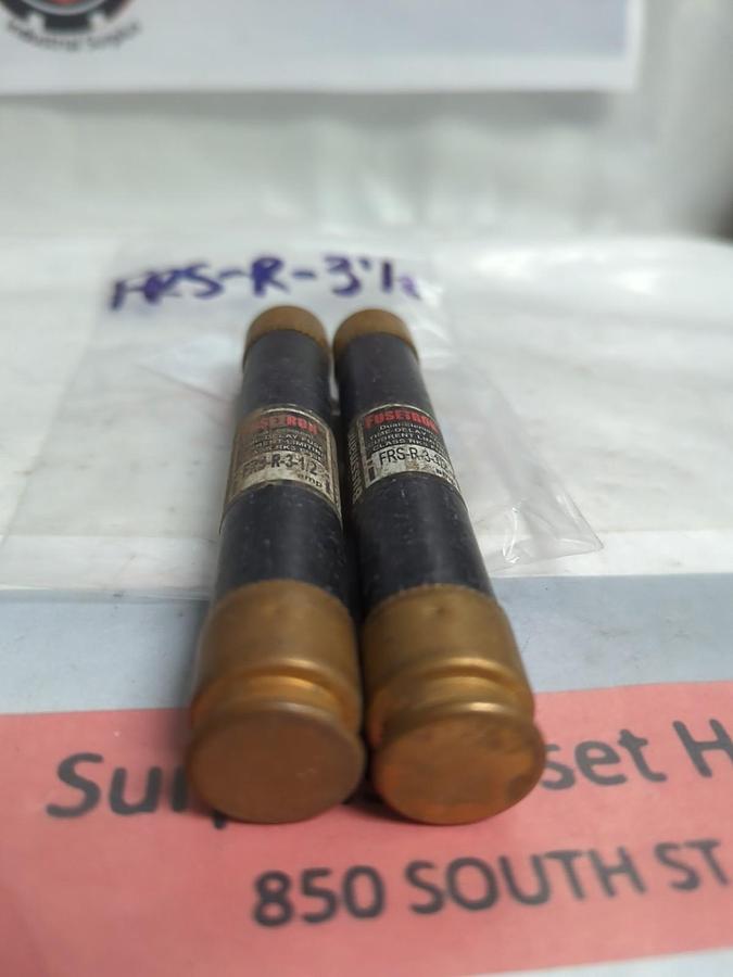 Used COOPER BUSSMANN,FRS-R-3-1/2,FUSETRON 3-1/2 AMP FUSE LOT OF 2 PRE-OWNED