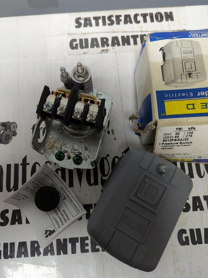 SQUARE D,9013FSG2J20,SERIES  B PRESSURE SWITCH 20-40PSI/138-276KPA NOS