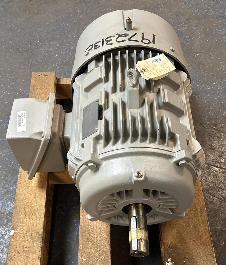 SIEMENS,1LE23212CB212AA3,MOTOR 30HP 1775RPM 460V 3PH 286T FRAME NOS