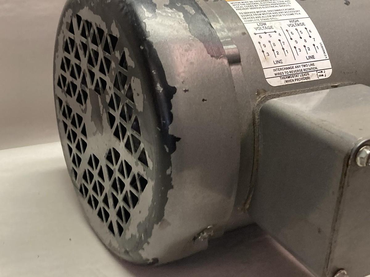 Used Baldor,VM3543,Industrial Motor 0.75Hp 208-230/460V 1140RPM 60Hz 56C Frame