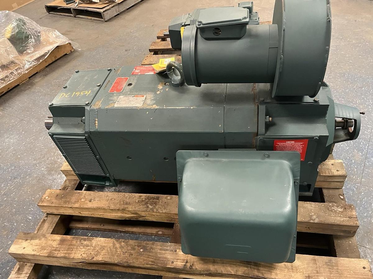 Used RELIANCE,C3214ATZ,RPM III DC MOTOR 200HP 1750RPM 500VDC