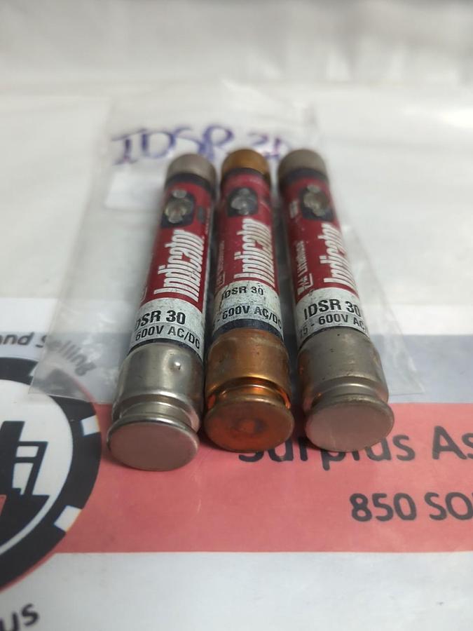 Used LITTELFUSE,IDSR-30,INDICATOR 30 AMP FUSE LOT OF 3 PRE-OWNED
