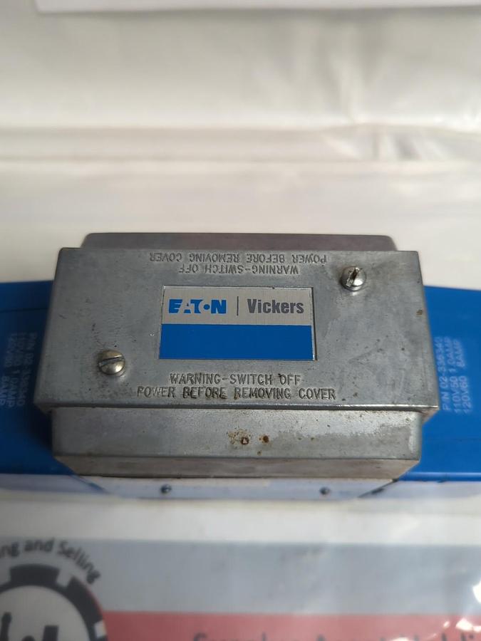 VICKERS,DG4V4-012N-M-W-B5-10,SOLENOID VALVE 4500/1750 PSI 310/120 BAR NOS