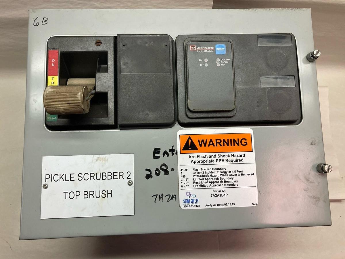 Used Cutler Hammer,Size 2,MCC Starter Feeder Bucket W200M2CFC