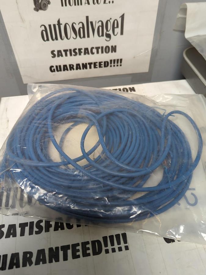 Used STARTECH,RJ45PATCH75,75FT BLUE SNAGLESS CAT5E UTP PATCH CABLE NEW