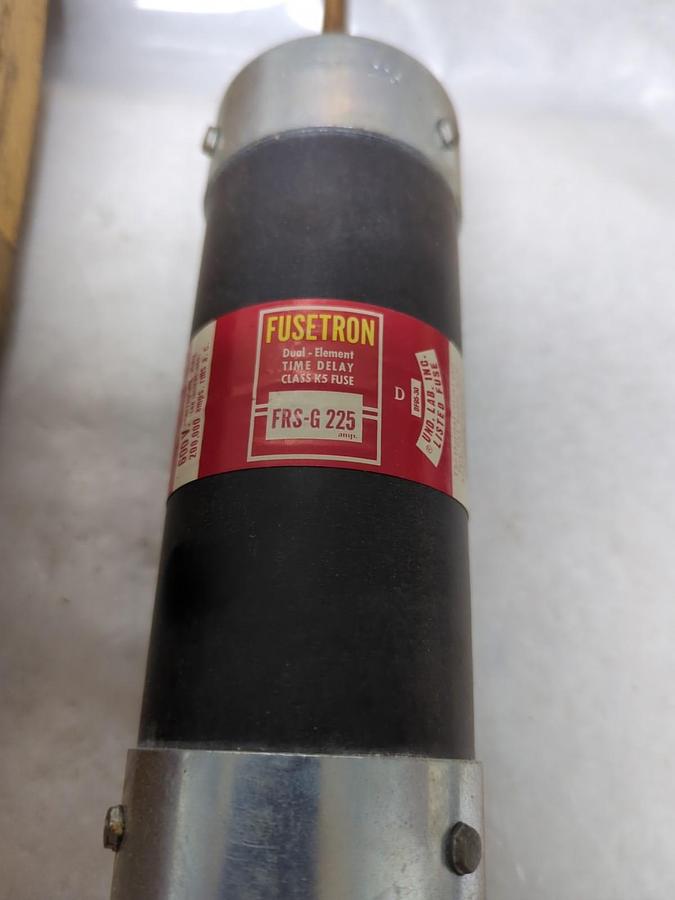 COOPER BUSSMANN,FRS-G-225,FUSETRON 225 AMP FUSE NOS