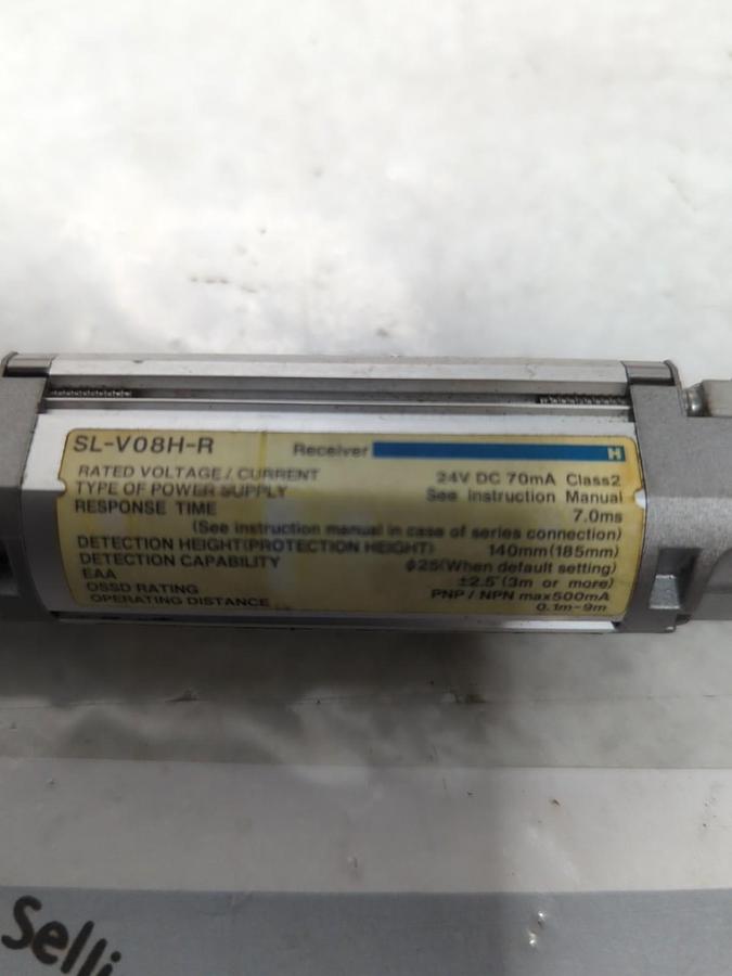 Used KEYENCE,SL-V08H-R,LIGHT CUTAIN RECEIVER WITH CABLE 24VDC PRE-OWNED