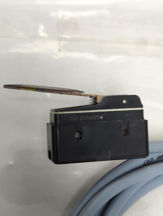 Used HONEYWELL,BZ-2RW855,MICROSWITCH ASSEMBLY 5PA2 PRE-OWNED