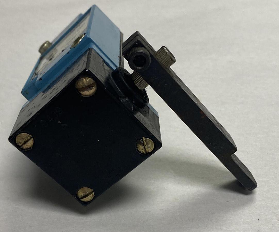 Used Honeywell Micro Switch,LSA1A,Limit Switch